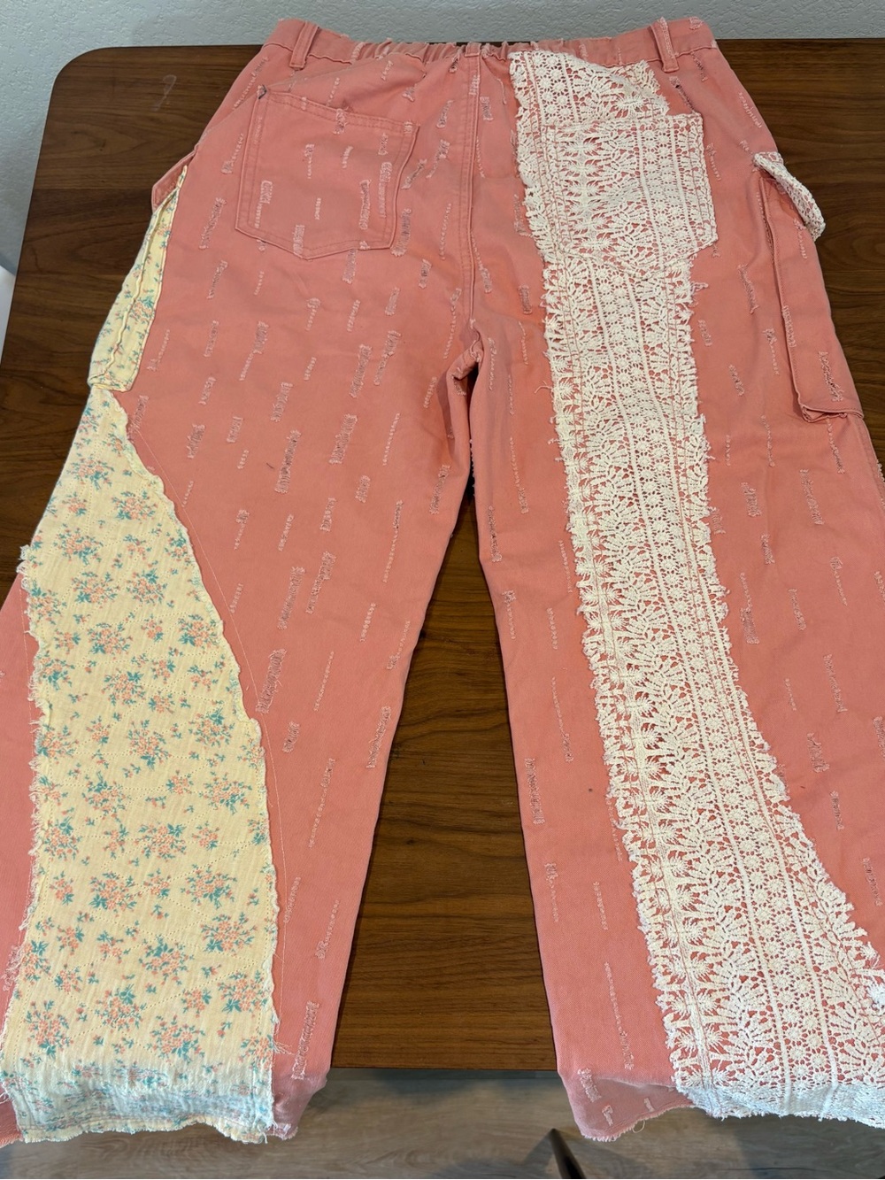 POL Distressed Pink party pants - Picture 3 of 9